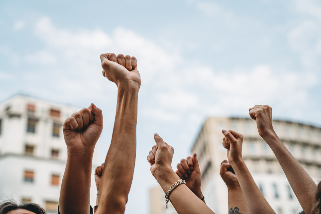 Social sanctions can protect human rights defenders