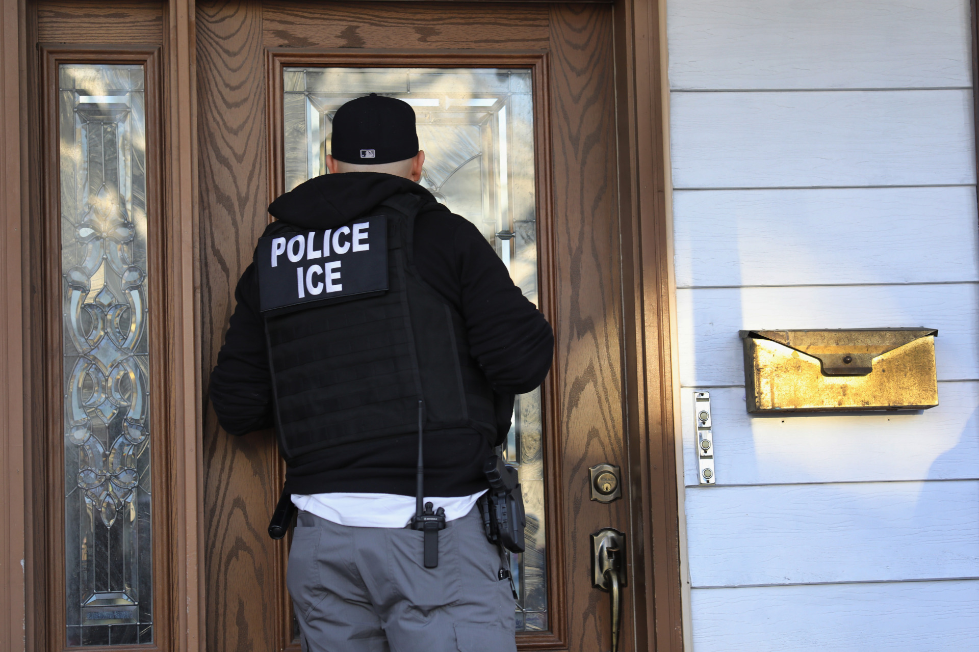 ICE Administrative Warrants and the Fourth Amendment: A Response to the DHS General Counsel