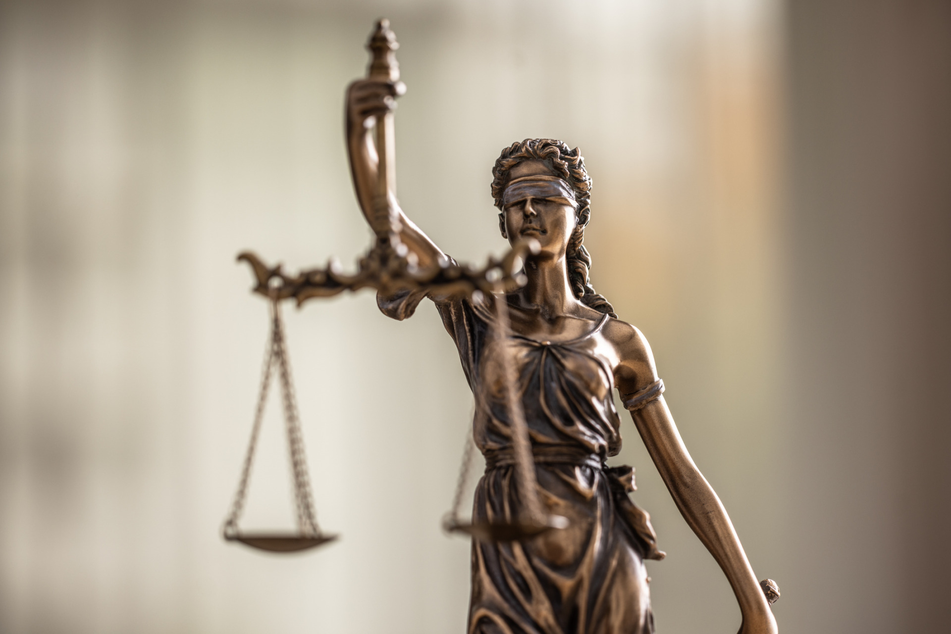 Sanctions Gaps and the Governance of Corruption Risk