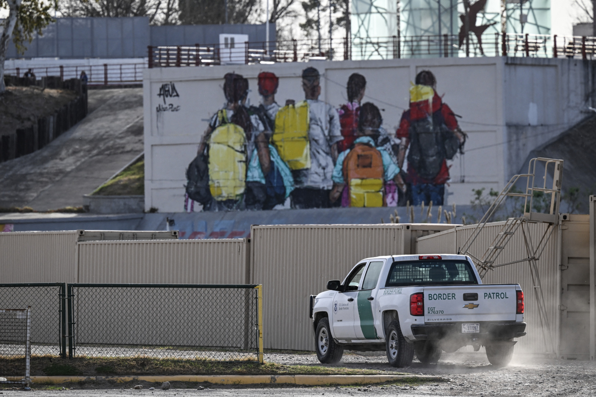 Abandoning Principles: Unpacking the Supreme Court’s Mullin v. Al Otro Lado Denying Asylum to Arriving Migrants